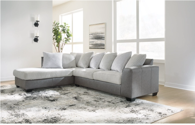 White Court 2-Piece Sectional with Chaise
