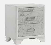 Load image into Gallery viewer, Soul Queen Bedroom Set – White Finish
