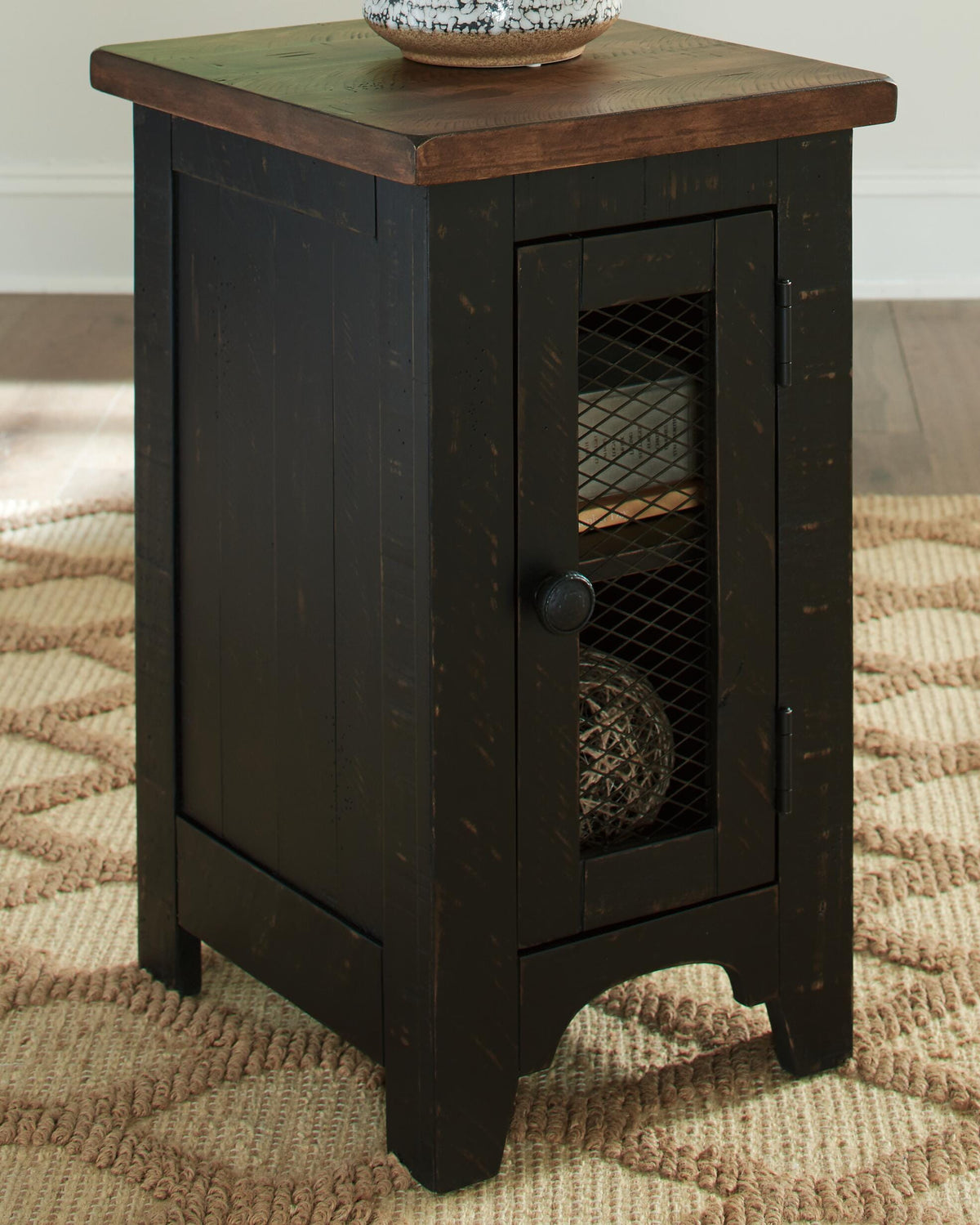 Valebeck Tables Collection - Black/Brown