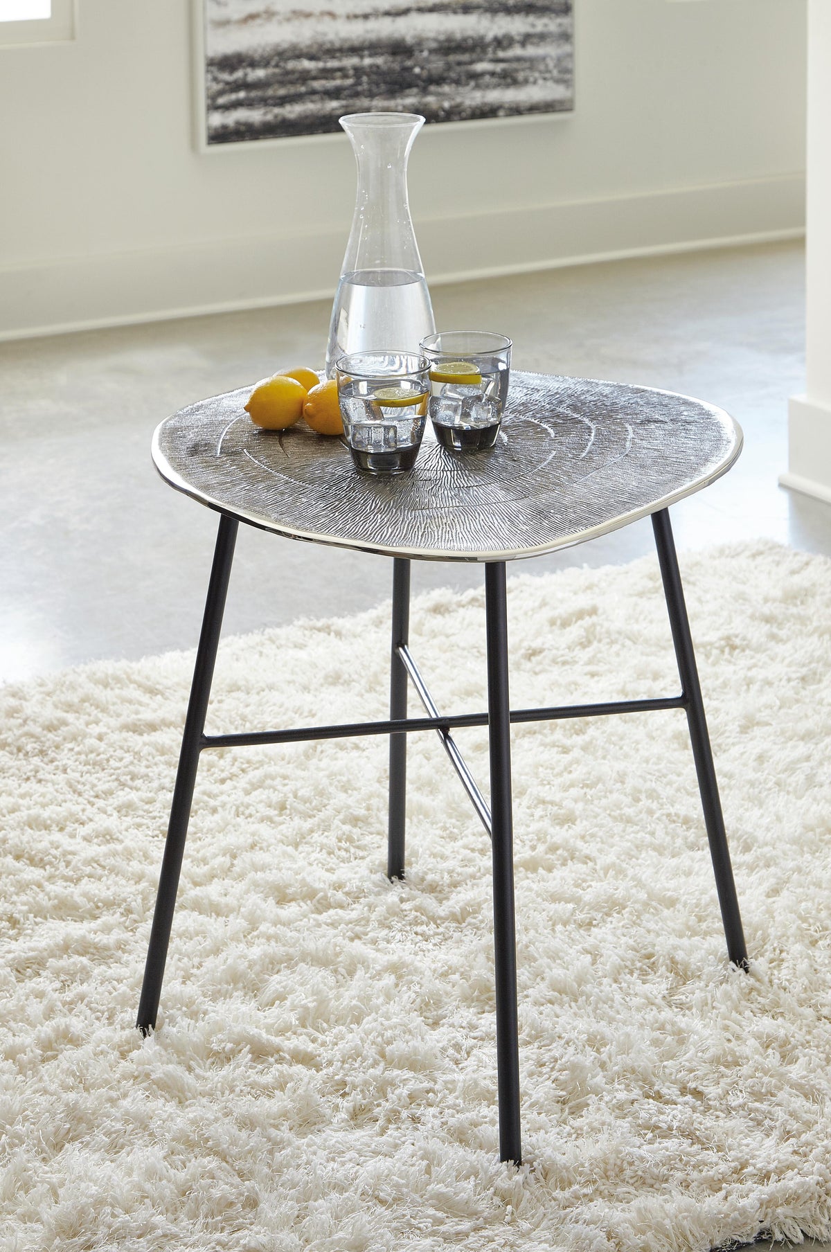 Laverford Round End Table - Chrome/Black