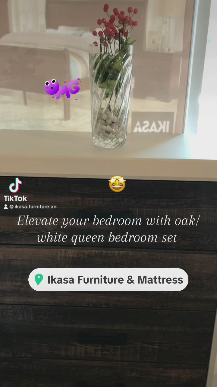 Oak/White Queen Bed